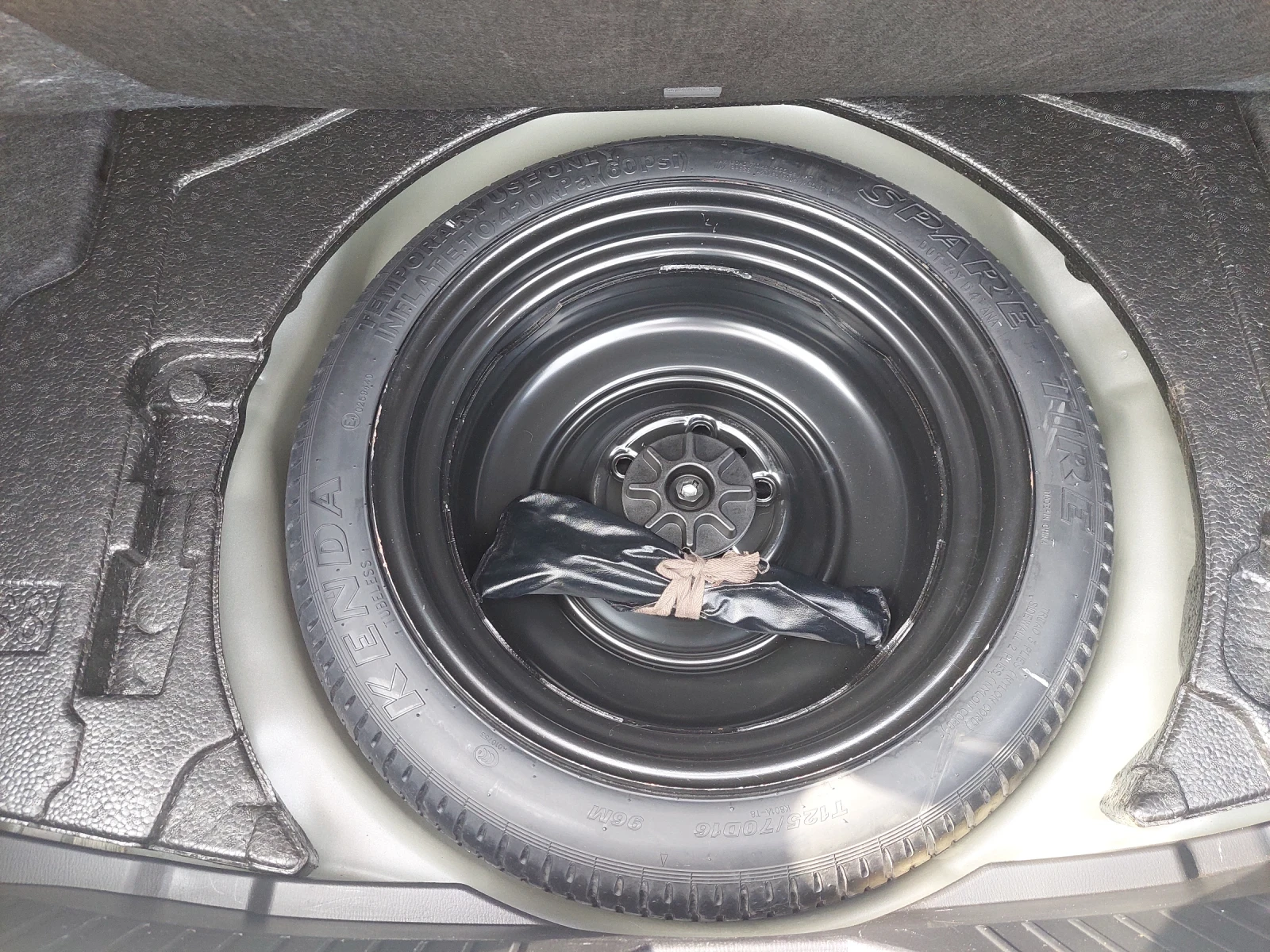 Mazda 3 2.5 GRAND TOURING, снимка 13 - Автомобили и джипове - 53769272