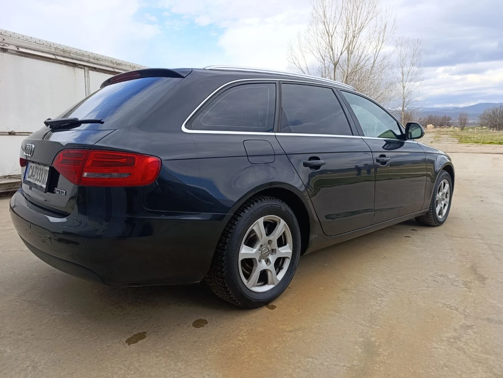 Audi A4 2.0 TDI, снимка 4 - Автомобили и джипове - 54002876
