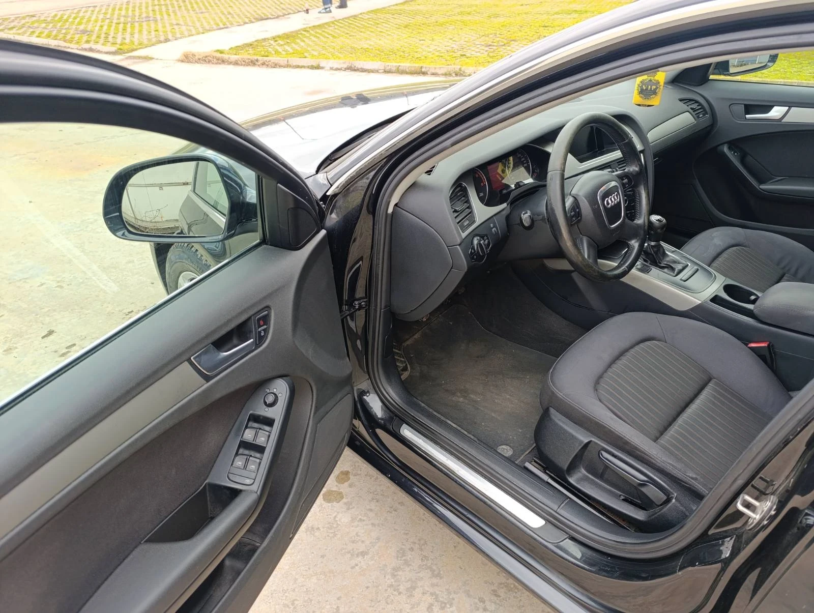 Audi A4 2.0 TDI, снимка 6 - Автомобили и джипове - 54002876