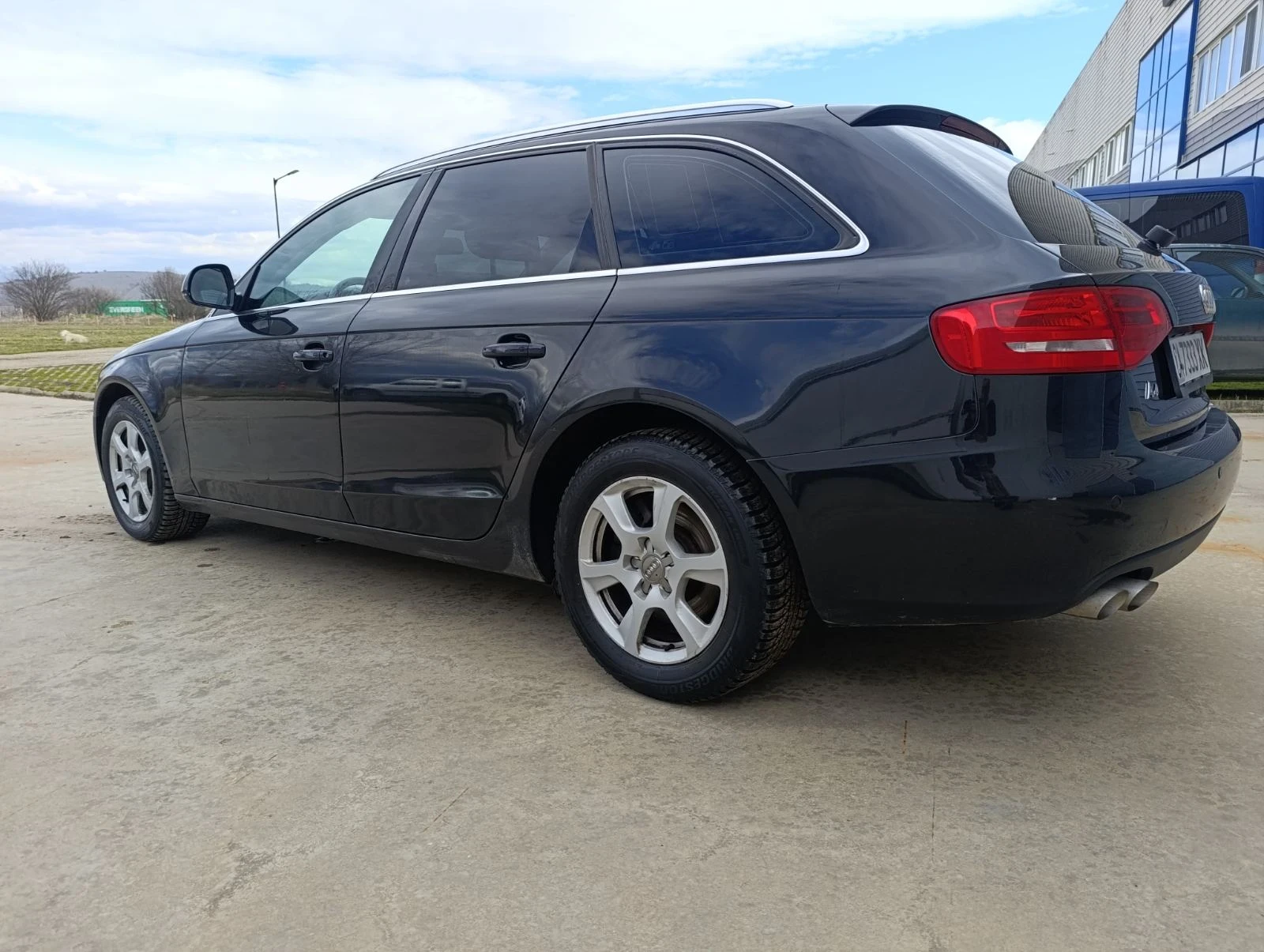 Audi A4 2.0 TDI, снимка 5 - Автомобили и джипове - 54002876