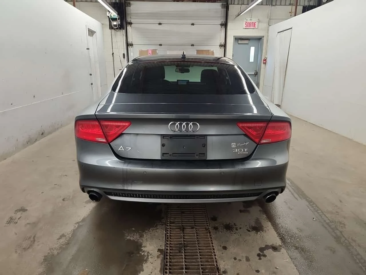 Audi A7 3.0 PREMIUM /CARFAX/�������/�������� | Mobile.bg � ����������� 4