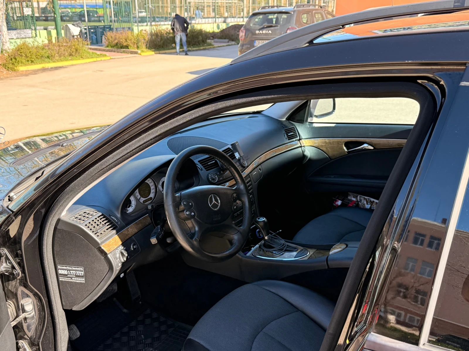 Mercedes-Benz E 220 W211 FACELIFT - AVANGARDE, снимка 6 - Автомобили и джипове - 54151319