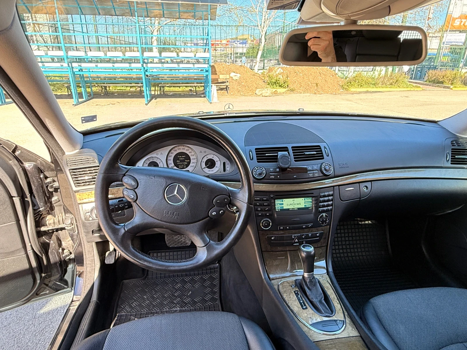 Mercedes-Benz E 220 W211 FACELIFT - AVANGARDE, снимка 8 - Автомобили и джипове - 54151319