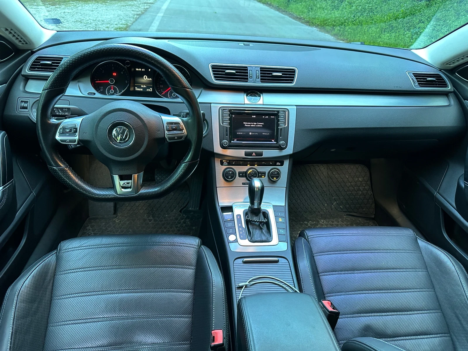 VW CC 2.0TDI R-Line, снимка 11 - Автомобили и джипове - 54347961