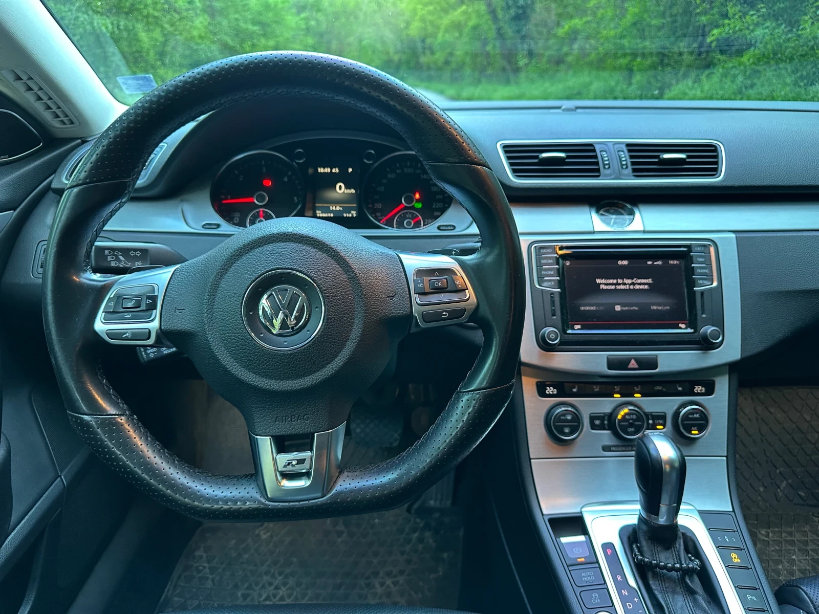 VW CC 2.0TDI R-Line, снимка 12 - Автомобили и джипове - 54347961