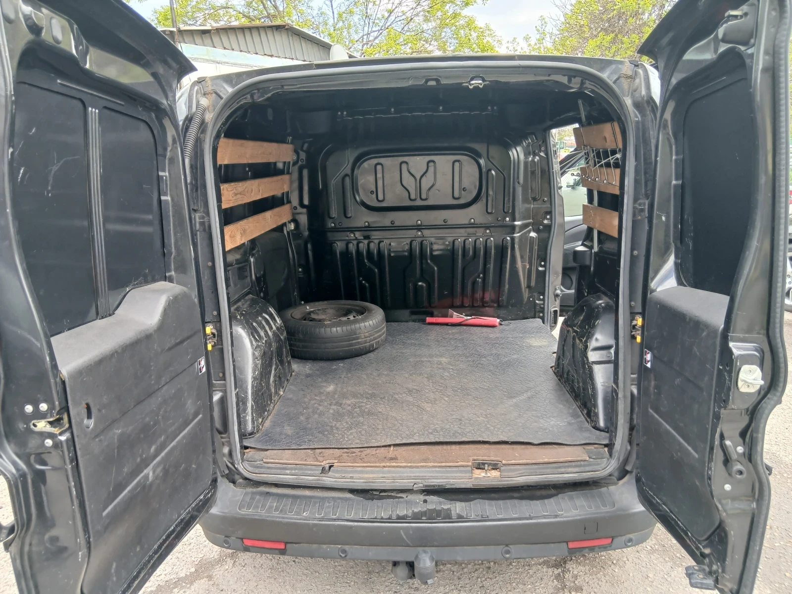 Opel Combo 1.3 diesel 90 к.с. климатик, снимка 15 - Автомобили и джипове - 54399885
