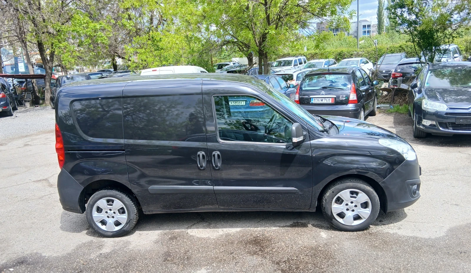 Opel Combo 1.3 diesel 90 к.с. климатик, снимка 4 - Автомобили и джипове - 54399885