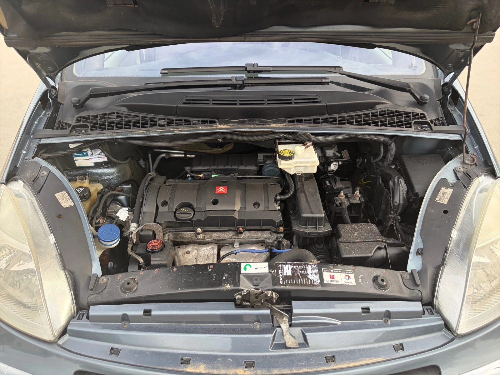 Citroen Xsara picasso 1.6i Фейс , снимка 15 - Автомобили и джипове - 54495668