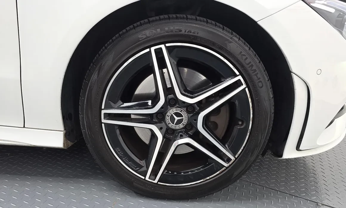 Mercedes-Benz CLA 250 4MATIC/AMG LINE/PANORAMA/360CAM/FULL, снимка 5 - Автомобили и джипове - 55220383
