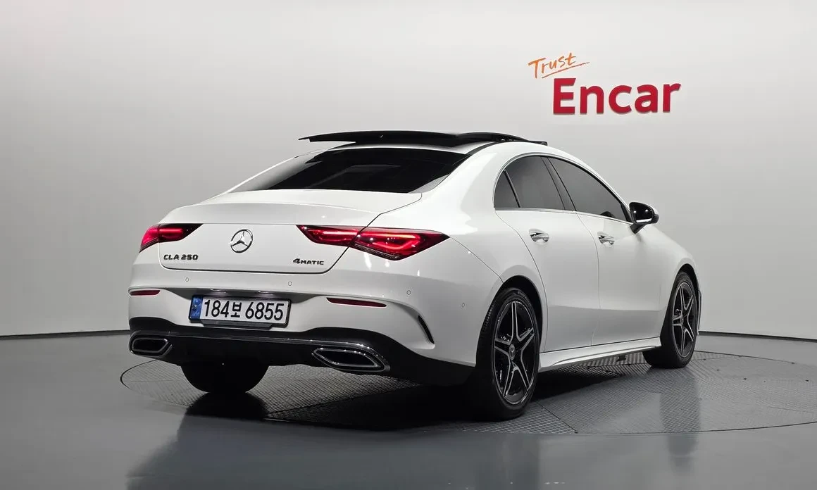 Mercedes-Benz CLA 250 4MATIC/AMG LINE/PANORAMA/360CAM/FULL, снимка 2 - Автомобили и джипове - 55220383