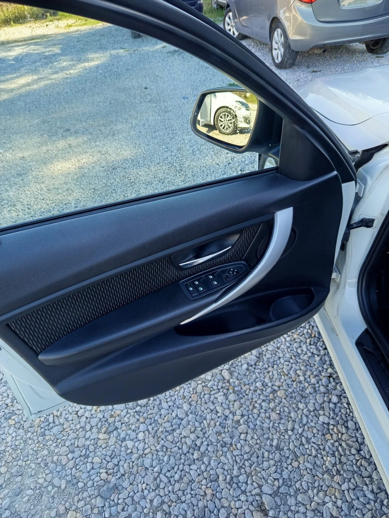 BMW 320 2.0 d       184 кс, снимка 10 - Автомобили и джипове - 55422575