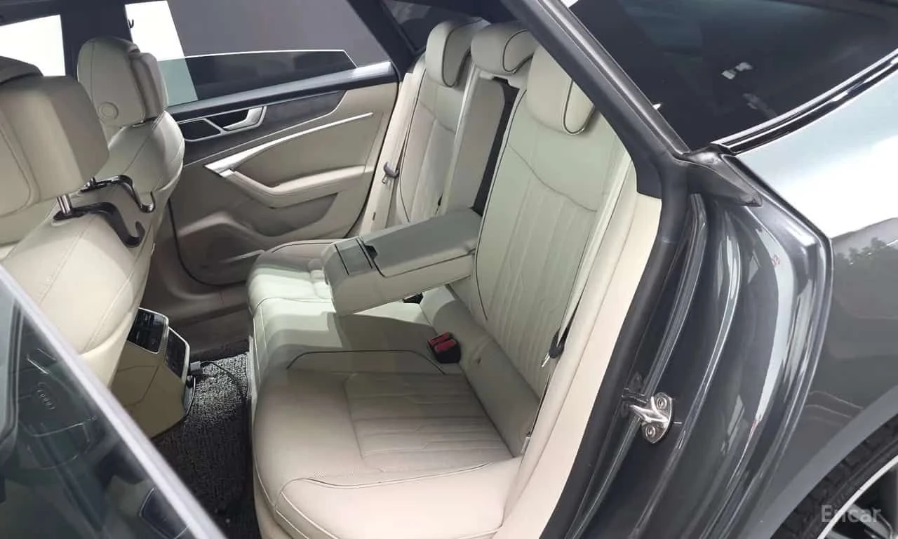 Audi A7 * 55 TFSI Quattro Premium * ОПЦИЯ ЗА ФИНАНСИРАНЕ, снимка 12 - Автомобили и джипове - 55615038
