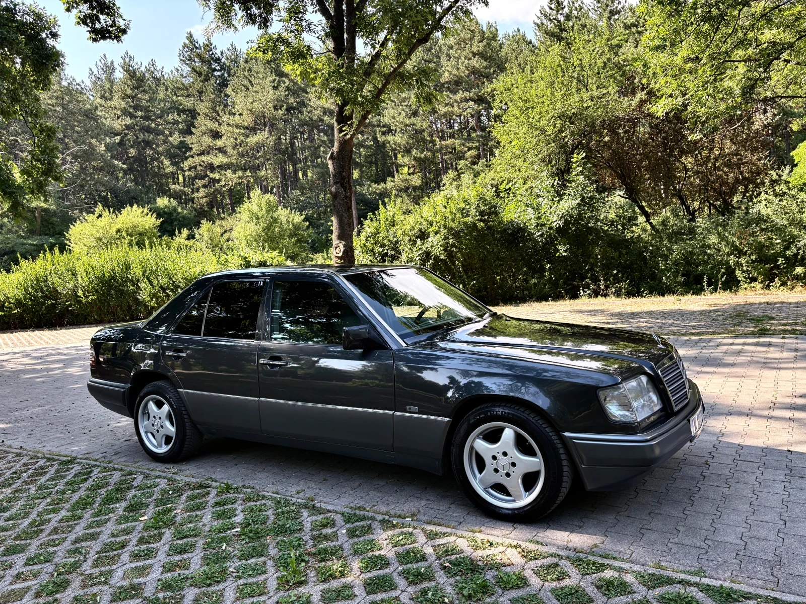 Mercedes-Benz 124, снимка 2 - Автомобили и джипове - 55927139