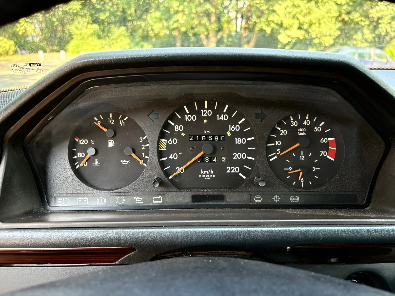 Mercedes-Benz 124, снимка 15 - Автомобили и джипове - 55927139
