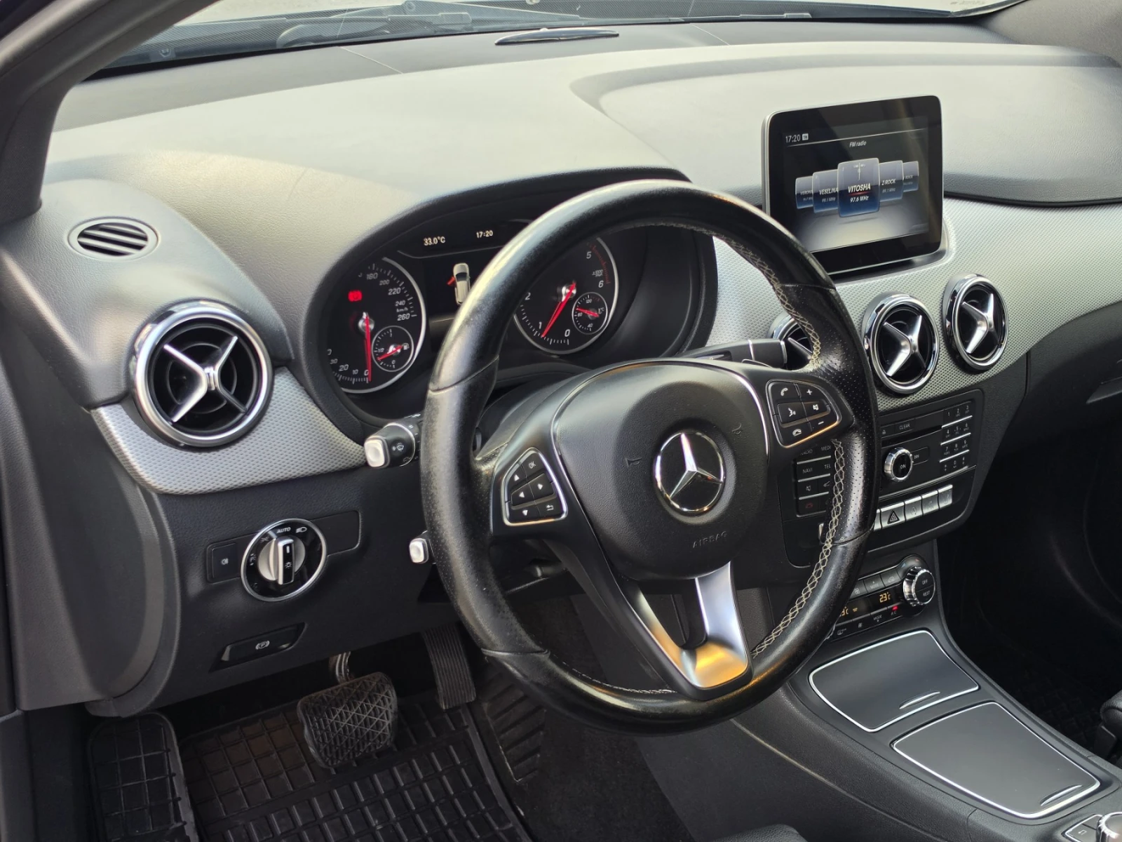 Mercedes-Benz B 200 AMG Line, H/K, MULTIBEAM, KEYLESS, снимка 9 - Автомобили и джипове - 55939045