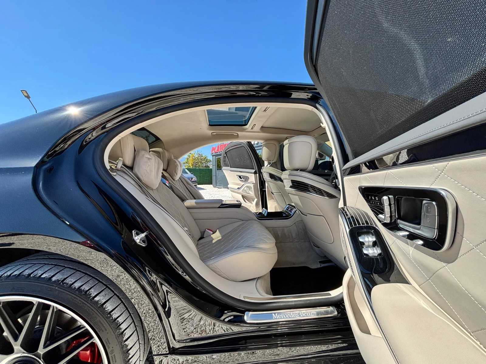 Mercedes-Benz S 400 BUSINESS CLASS/AMG/LONG/PANO/ВАКУМ/ОБДУХ/HEDUP/MAX, снимка 12 - Автомобили и джипове - 55958174