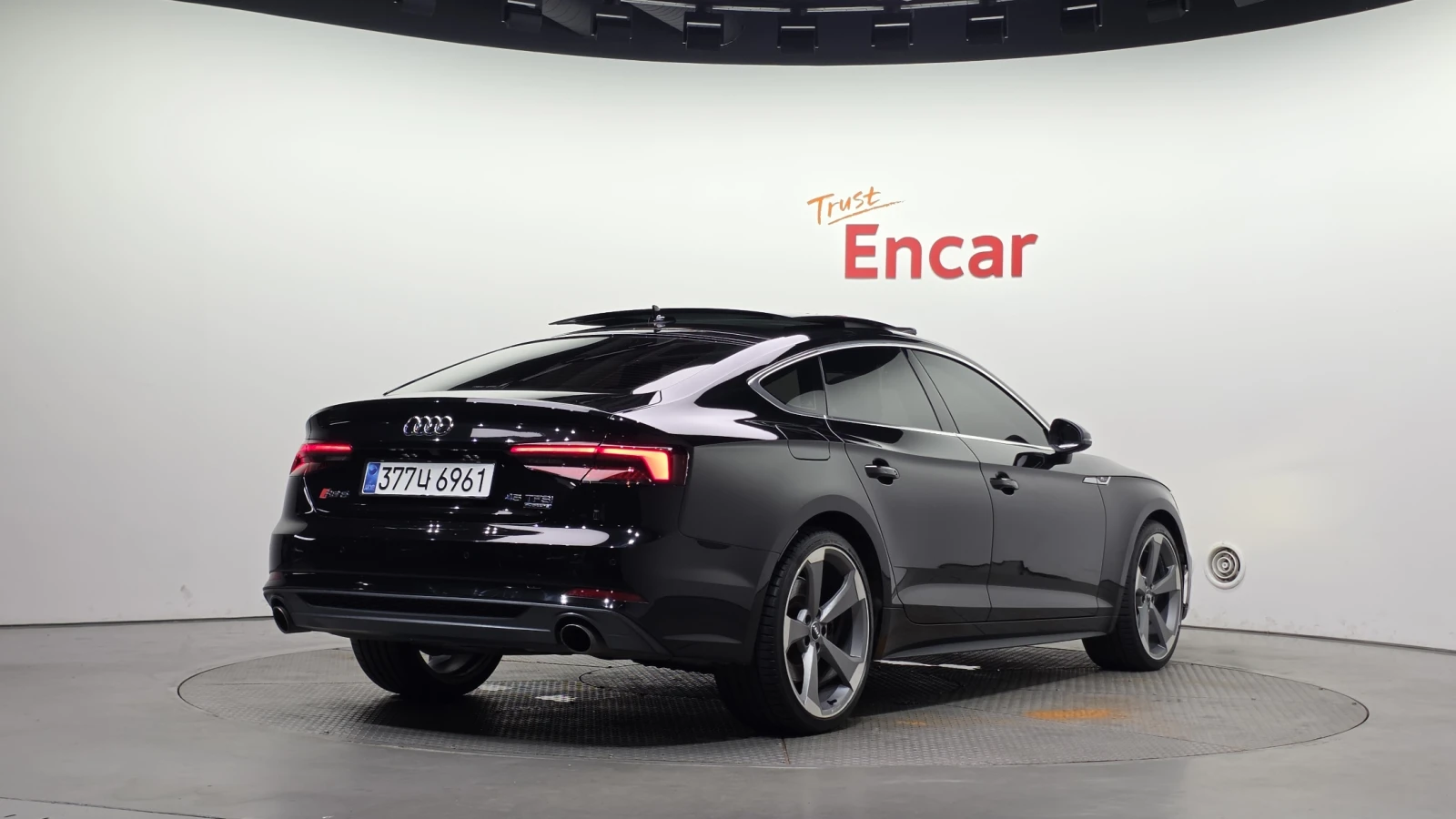 Audi A5 КРАЙНА ЦЕНА, снимка 3 - Автомобили и джипове - 56060976