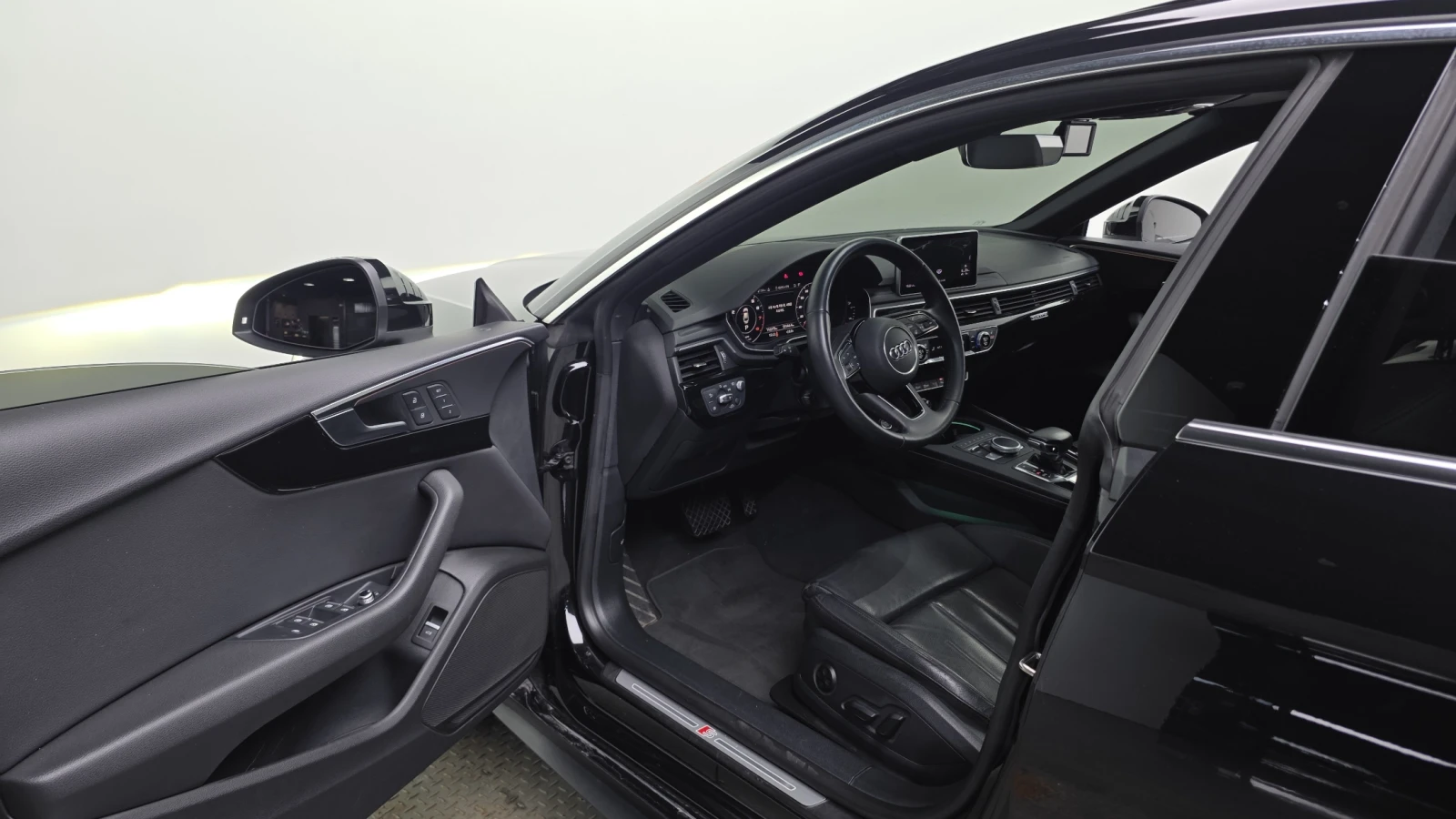 Audi A5 КРАЙНА ЦЕНА, снимка 13 - Автомобили и джипове - 56060976