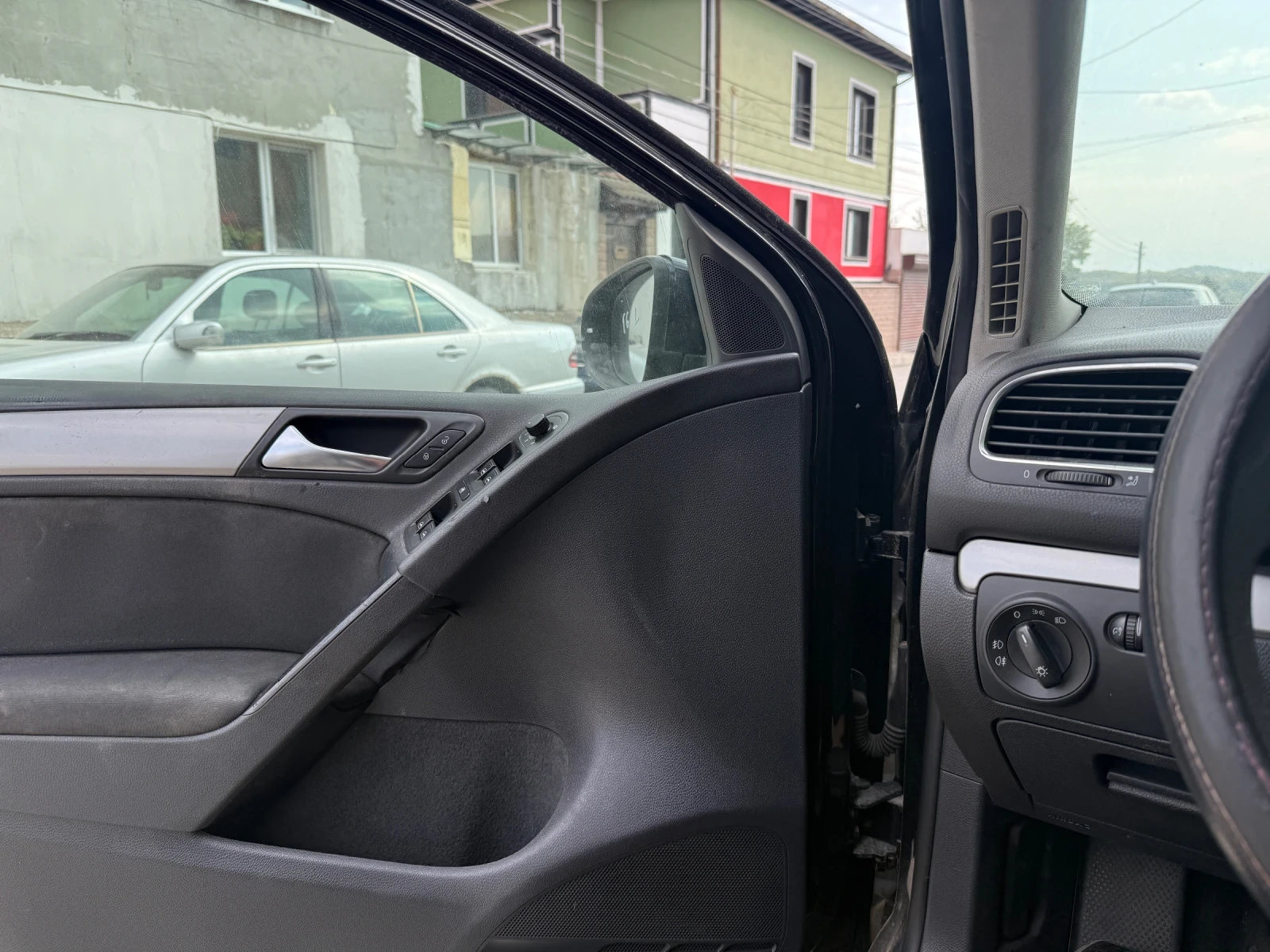 VW Golf, снимка 9 - Автомобили и джипове - 56164069