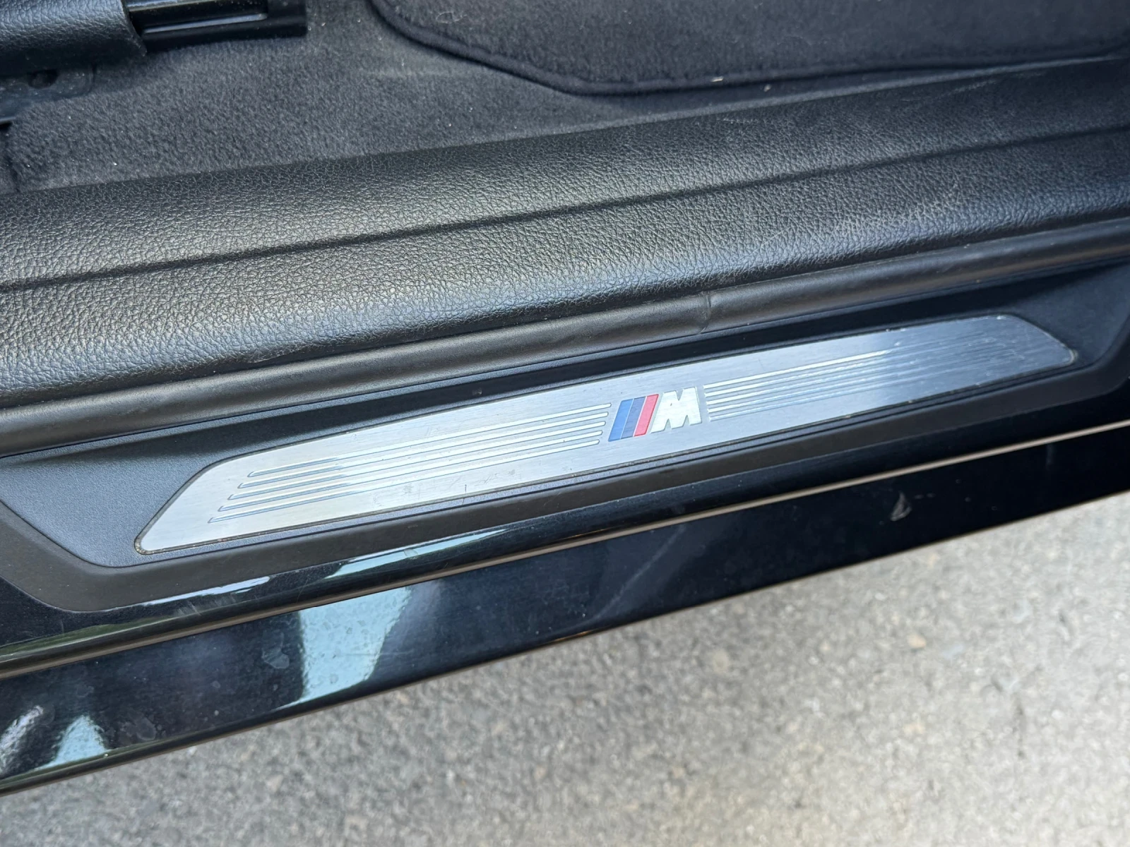BMW 330 d M Sport/ HUD/L7, снимка 12 - Автомобили и джипове - 56245778