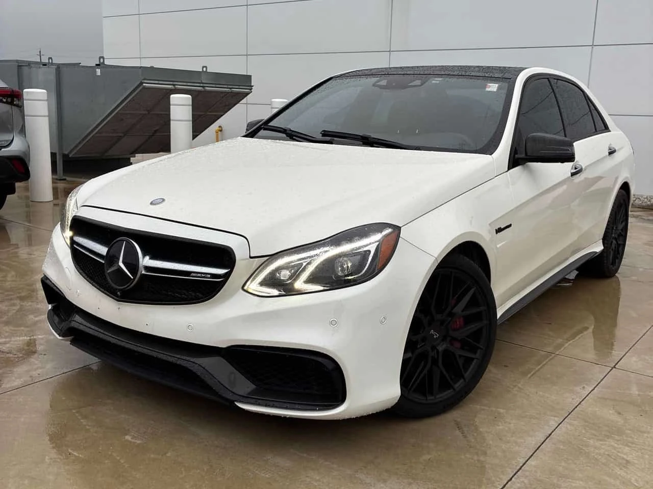 Mercedes-Benz E 63 AMG * E 63 S Model * CARFAX * ОПЦИЯ ЗА ФИНАНСИРАНЕ