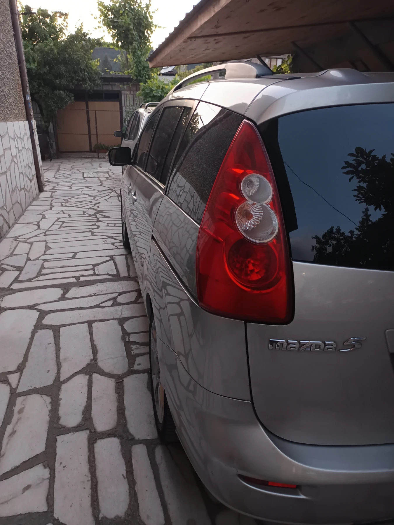 Mazda 5, снимка 14 - Автомобили и джипове - 56434849