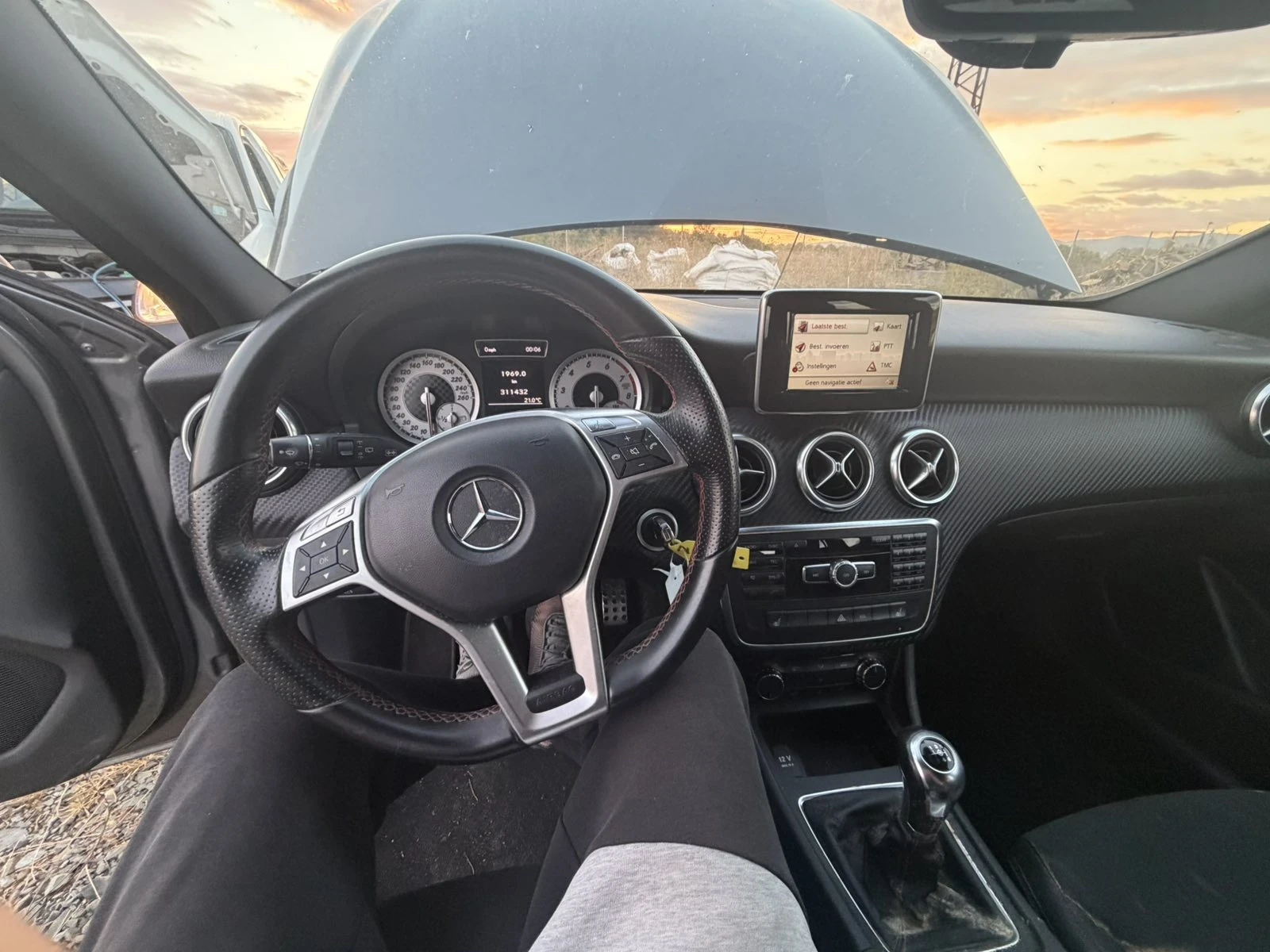 Mercedes-Benz A 180, снимка 9 - Автомобили и джипове - 56736255