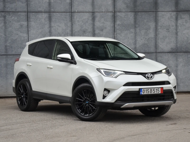 Toyota Rav4 2.2 D4D 143 KC, снимка 2 - Автомобили и джипове - 52881910