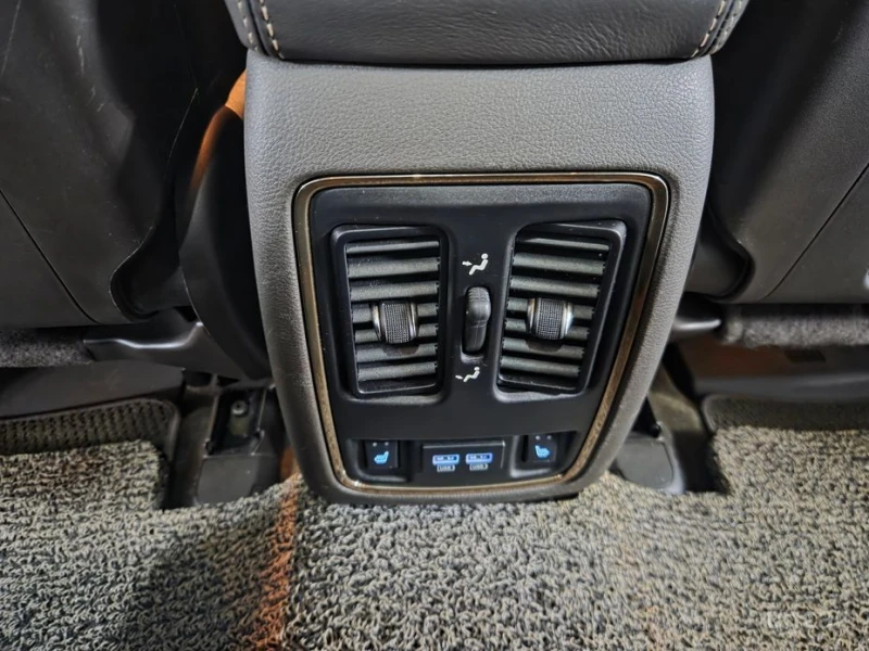 Jeep Grand cherokee, снимка 9 - Автомобили и джипове - 52964634