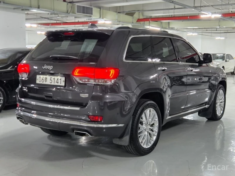 Jeep Grand cherokee, снимка 4 - Автомобили и джипове - 52964634