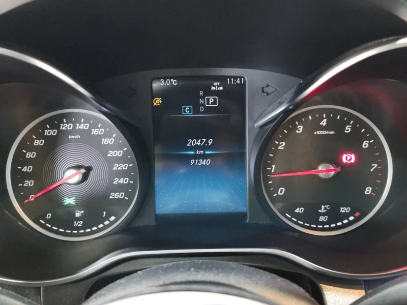 Mercedes-Benz GLC * 300 * CARFAX * БЕЗ ПЪРВОНАЧАЛНА ВНОСКА, снимка 9 - Автомобили и джипове - 52967369