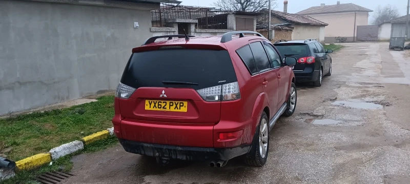 Mitsubishi Outlander, снимка 2 - Автомобили и джипове - 53583879