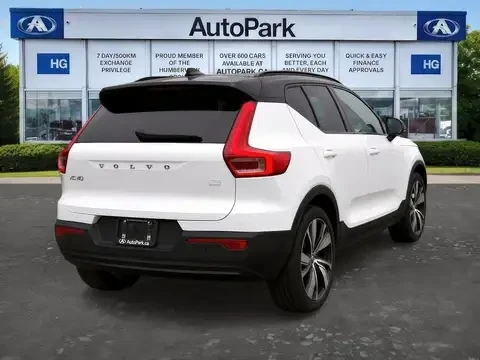 Volvo XC40 Recharge Pure Electric | ПАНОРАМА | 360 КАМЕРА | , снимка 4 - Автомобили и джипове - 54915094