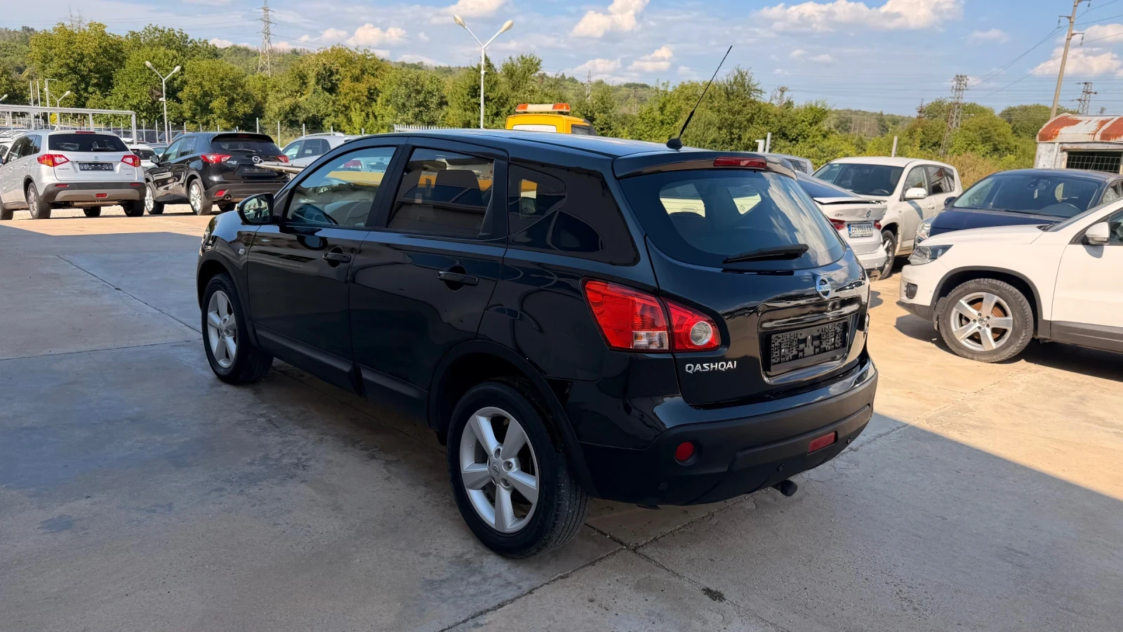 Nissan Qashqai 2.0dci * N-tec* Panorama* UNIKAT* , снимка 4 - Автомобили и джипове - 39548474