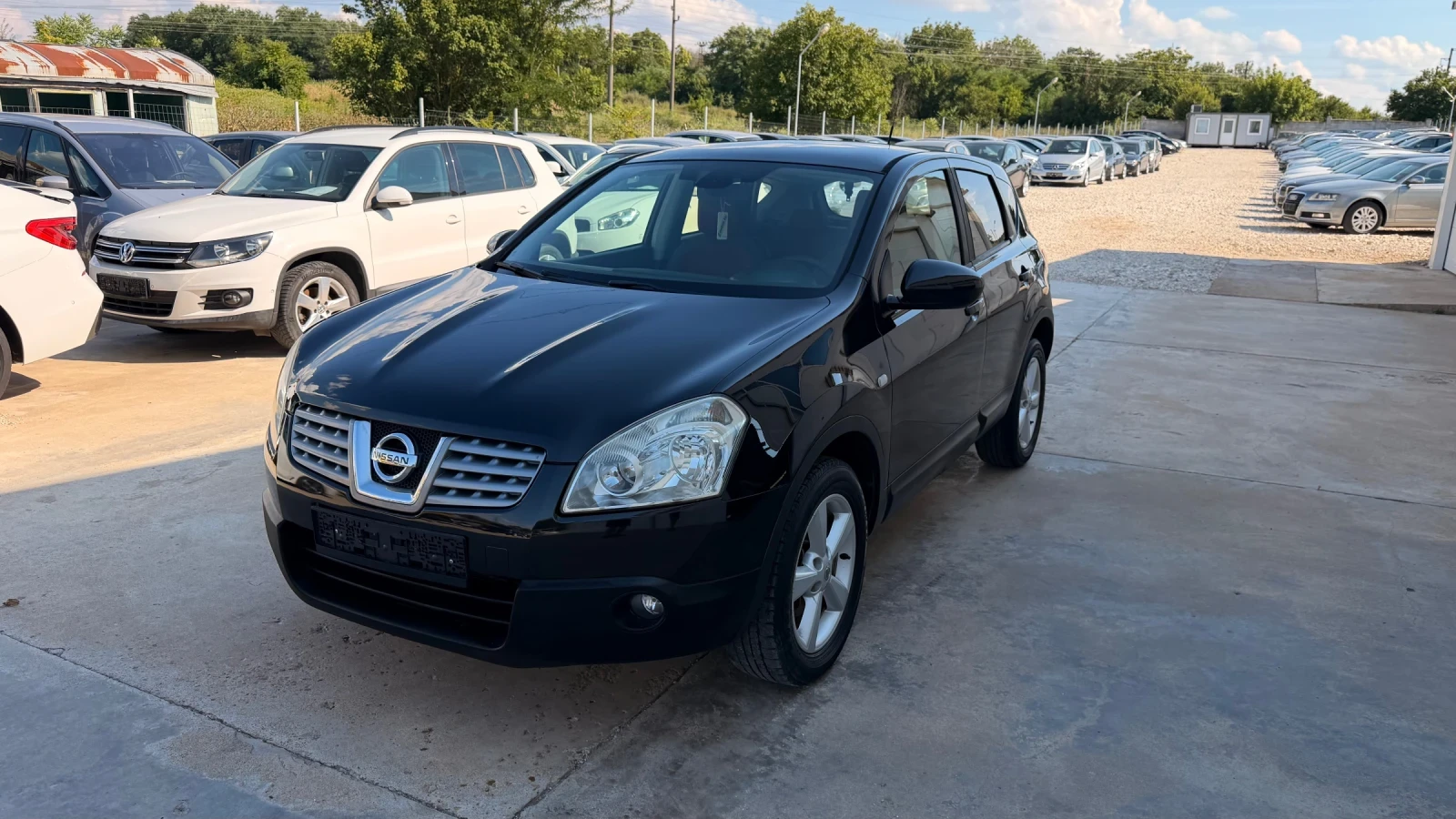 Nissan Qashqai 2.0dci * N-tec* Panorama* UNIKAT* , снимка 2 - Автомобили и джипове - 39548474
