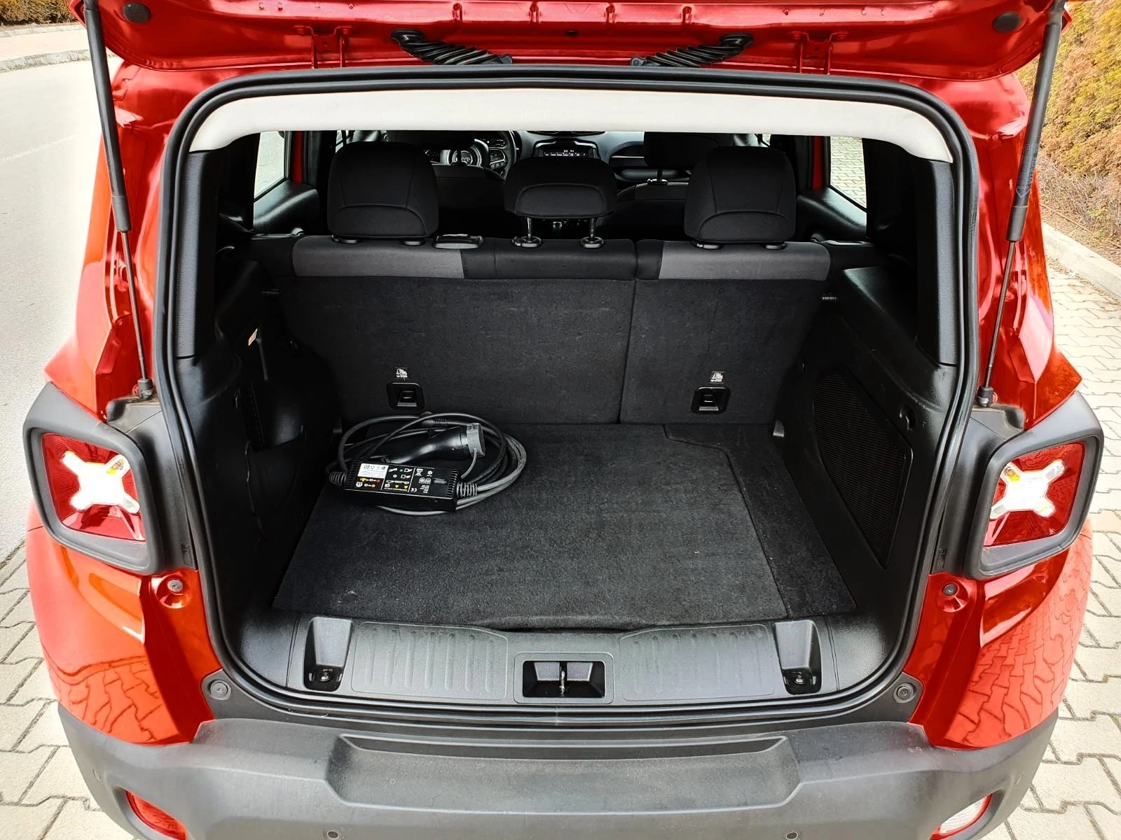 Jeep Renegade 1.3 Plug-in Hybrid 4x4 Automatic | Mobile.bg   14