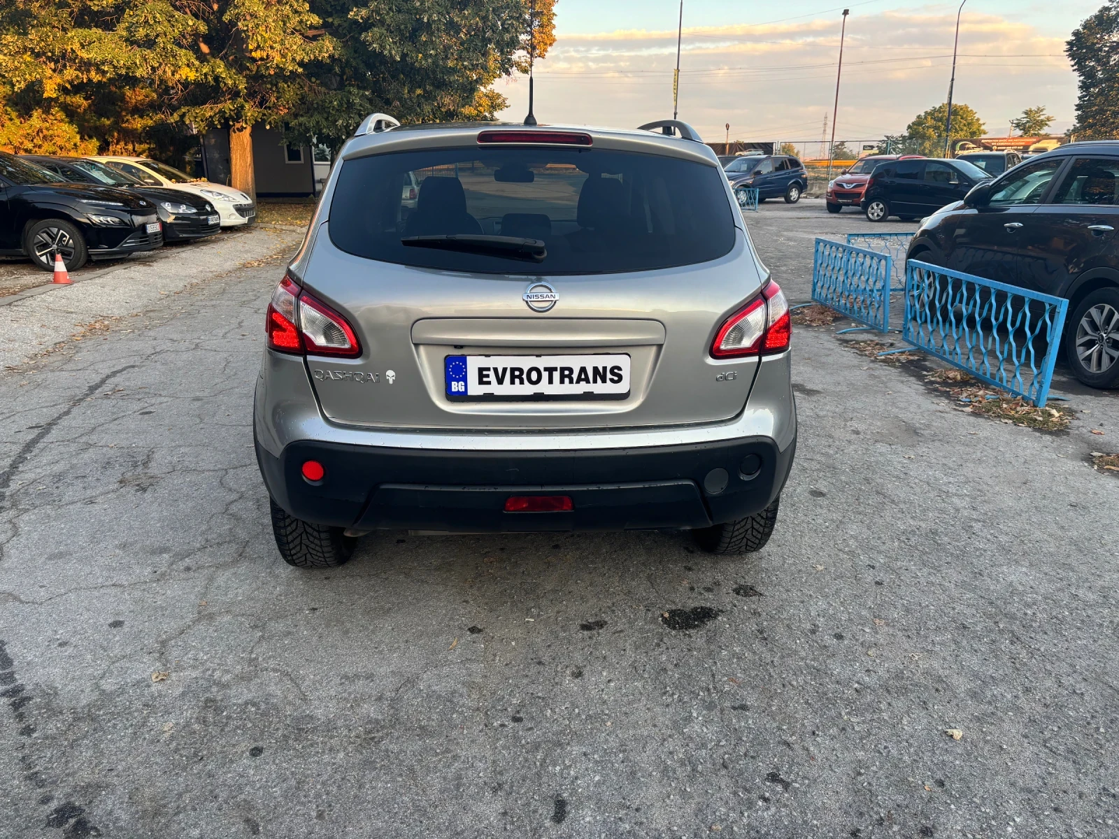 Nissan Qashqai 1.6 dci 131 к.с.4х4/Navi/Камера/Панорама/ - изображение 4