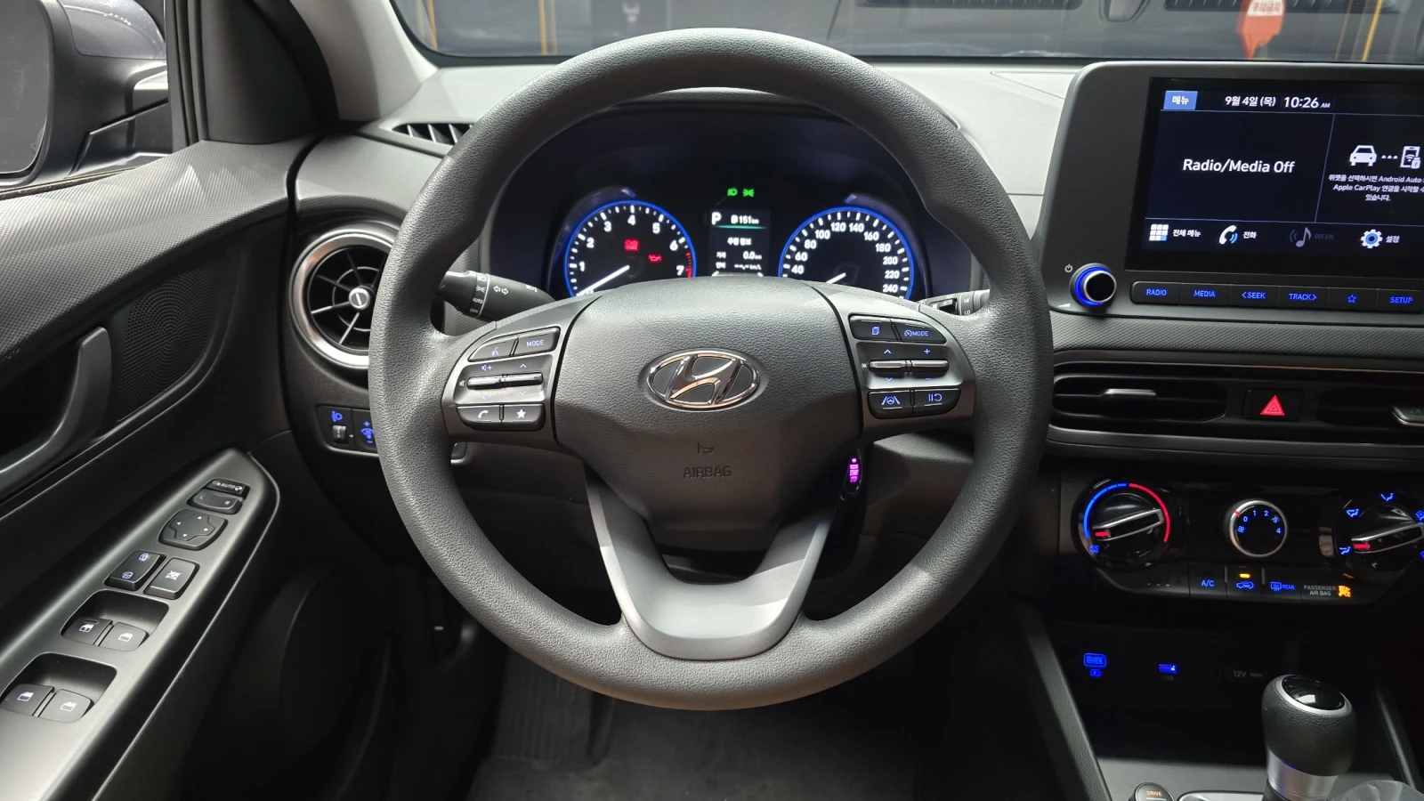 Hyundai Kona 2.0 2WD SMART  | Mobile.bg   12