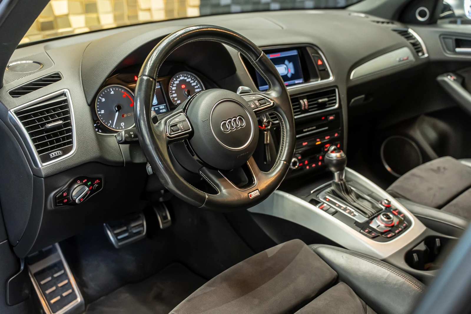 Audi SQ5 Quattro, снимка 5 - Автомобили и джипове - 53764089