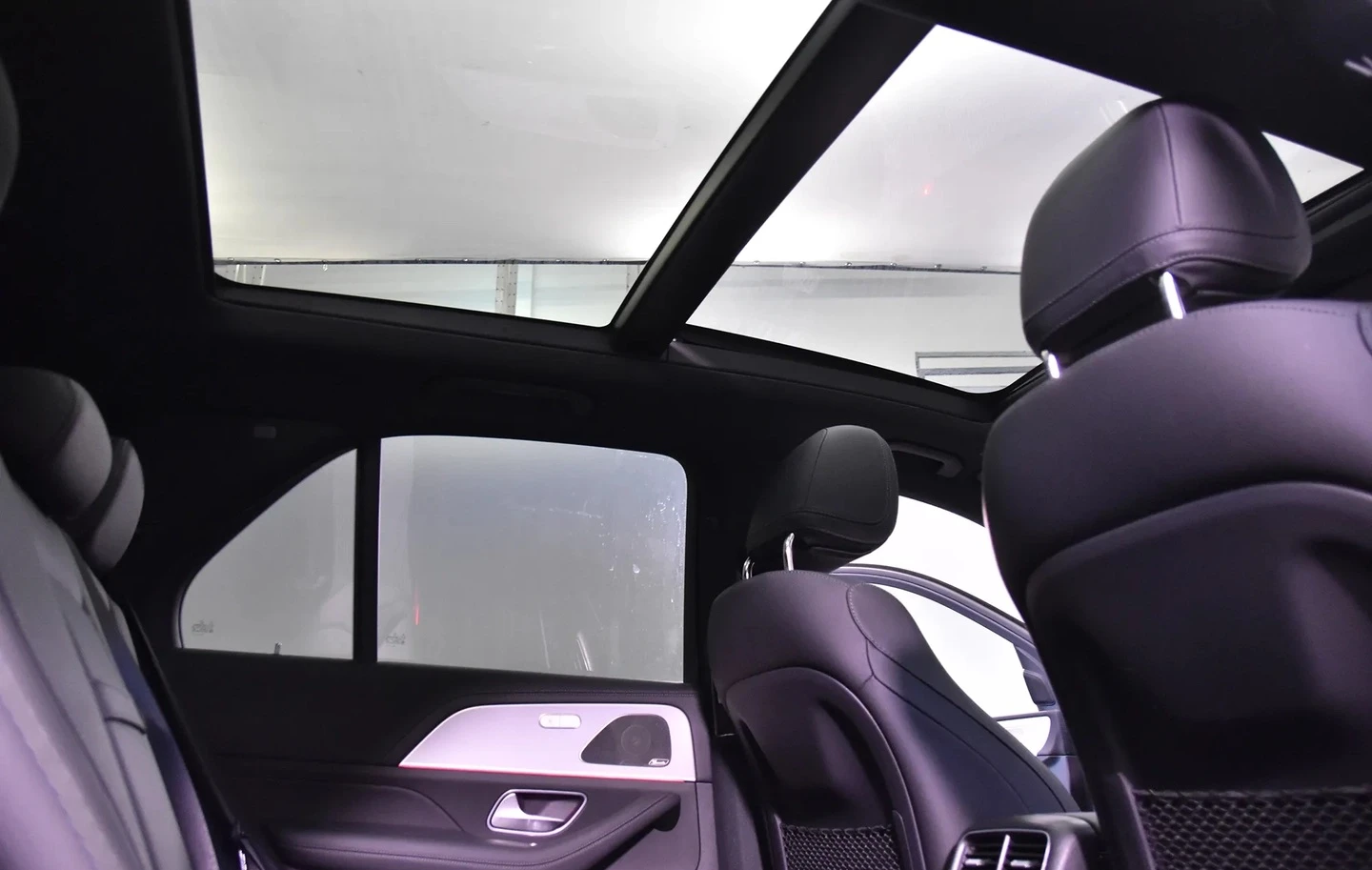 Mercedes-Benz GLE 350 de 4MATIC AMG-Line, снимка 10 - Автомобили и джипове - 53821945