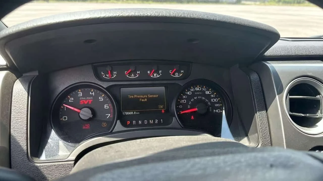 Ford F150 * SVT Raptor * АВТОКРЕДИТ БЕЗ ПЪРВОНАЧАЛНА ВНОСКА*, снимка 6 - Автомобили и джипове - 54763640