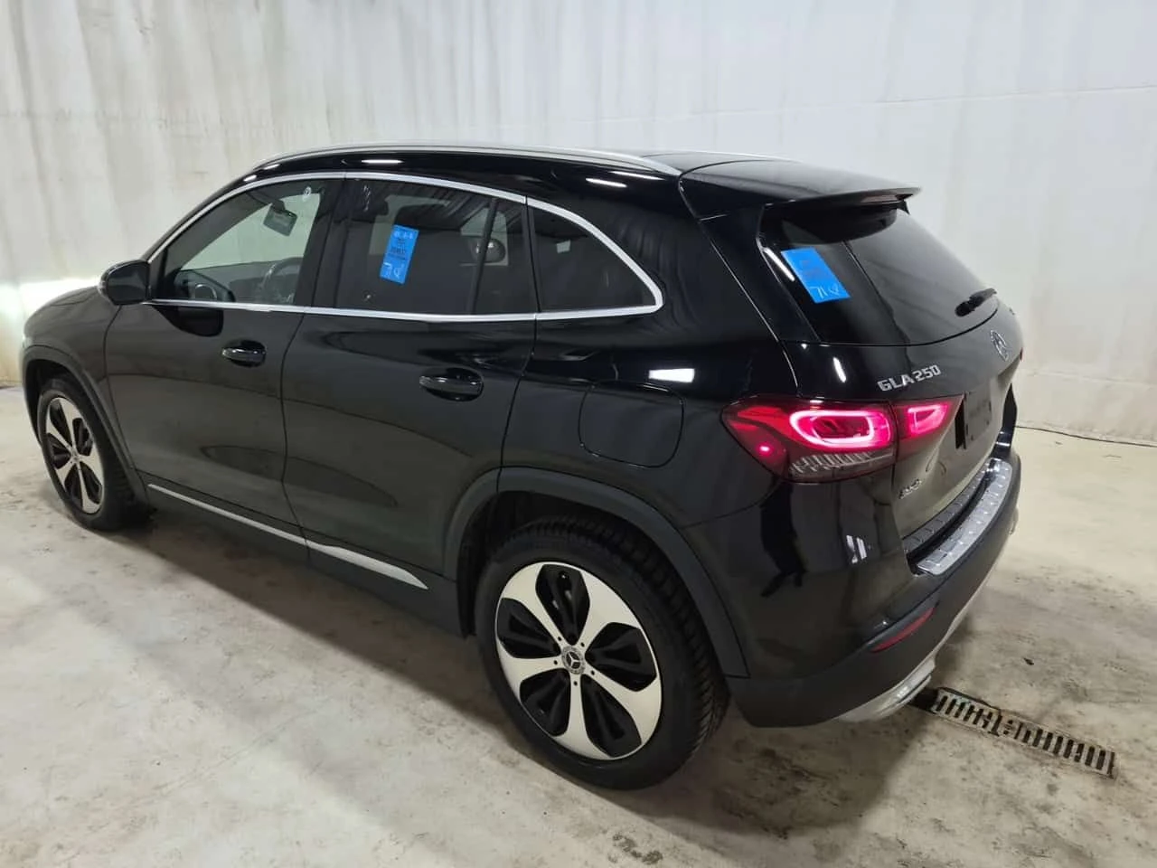 Mercedes-Benz GLA 250 * ГЛАВНО ПРЕДСТАВИТЕЛСТВО* , снимка 6 - Автомобили и джипове - 54997914