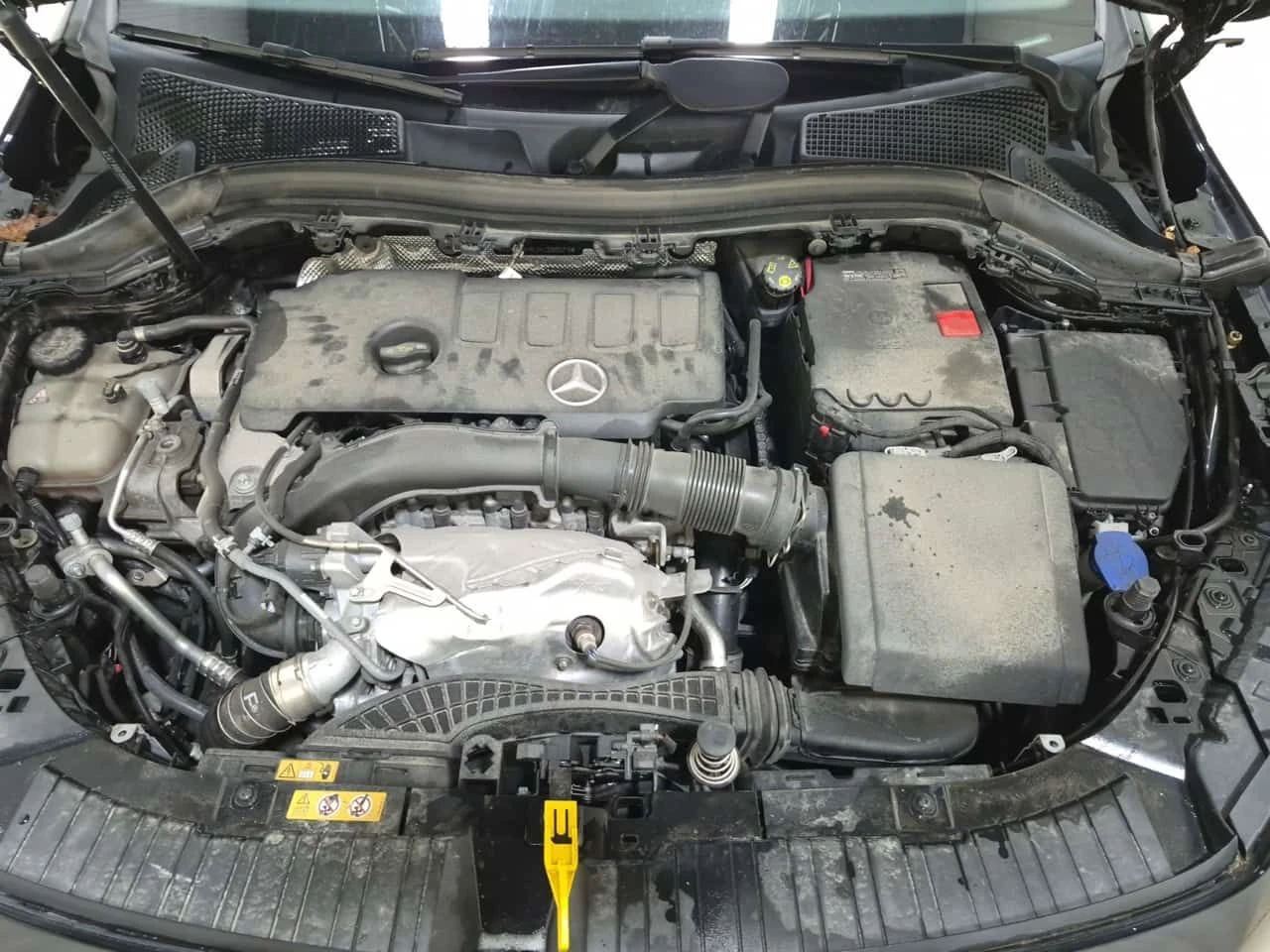 Mercedes-Benz GLA 250 * ГЛАВНО ПРЕДСТАВИТЕЛСТВО* , снимка 17 - Автомобили и джипове - 54997914