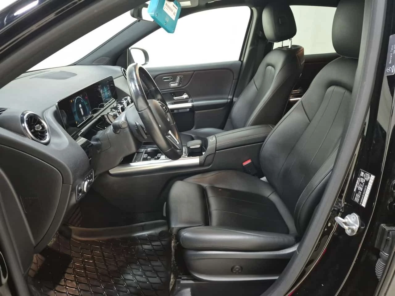 Mercedes-Benz GLA 250 * ГЛАВНО ПРЕДСТАВИТЕЛСТВО* , снимка 8 - Автомобили и джипове - 54997914