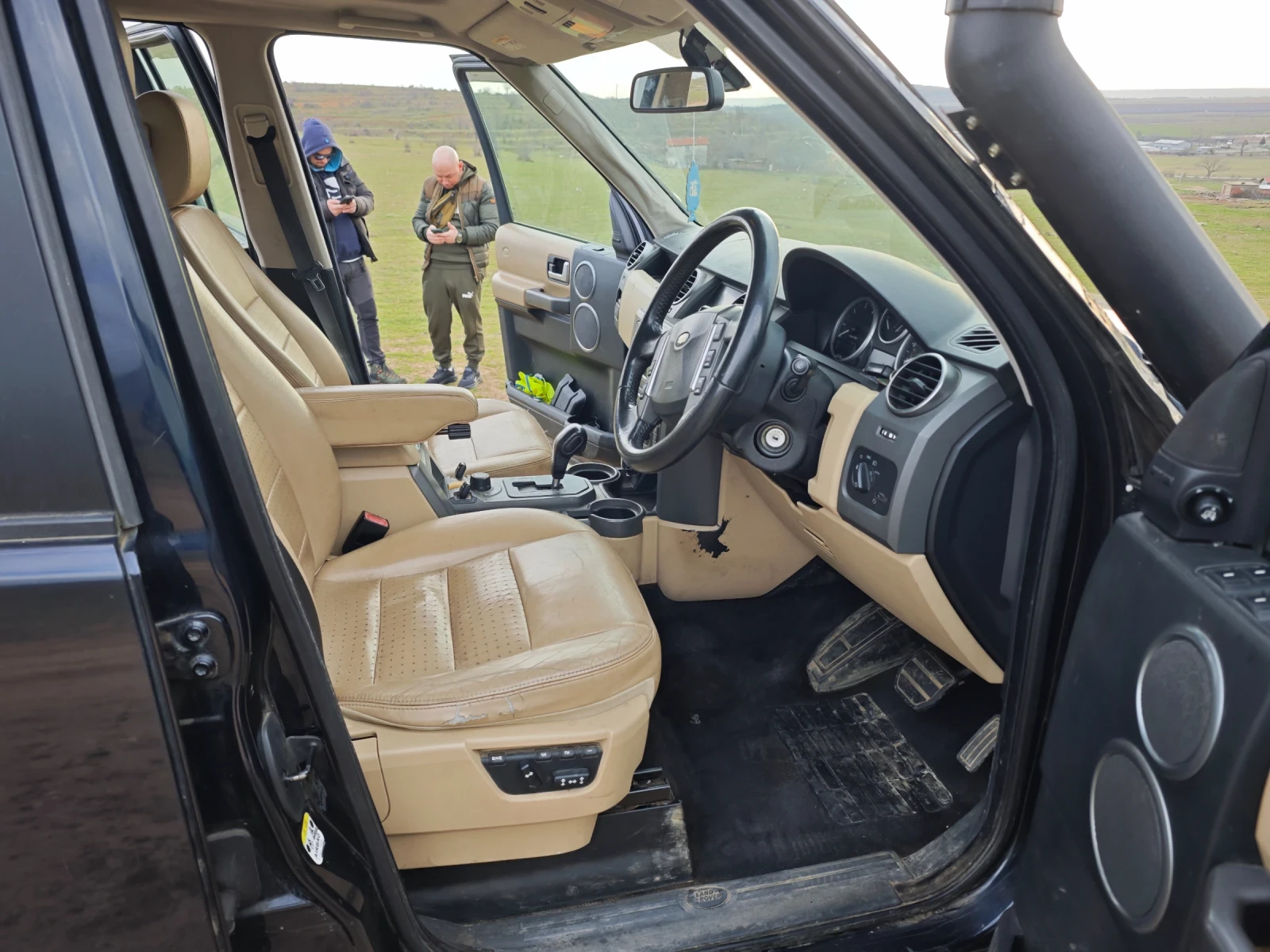 Land Rover Discovery, снимка 10 - Автомобили и джипове - 55651063