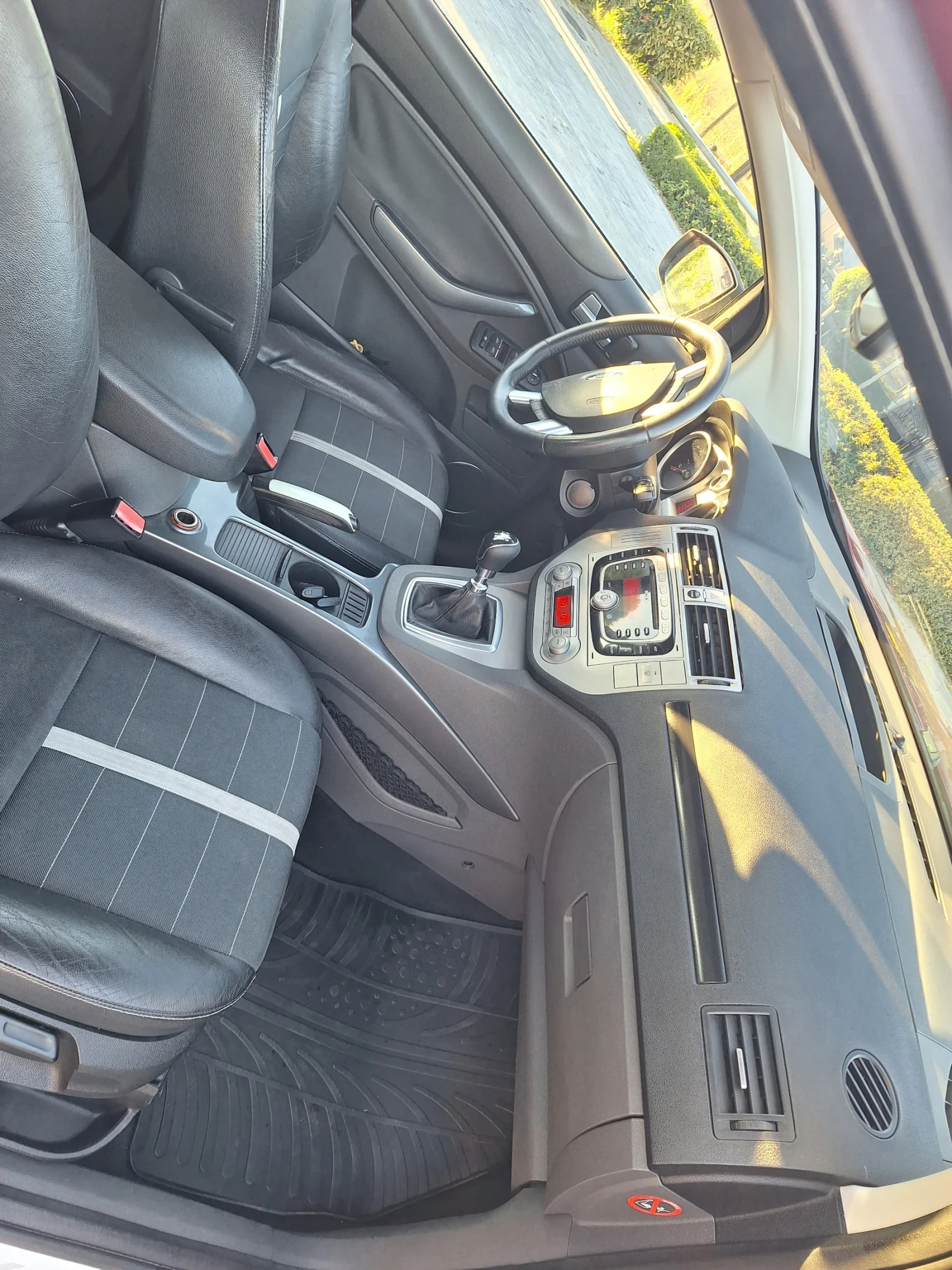 Ford Kuga, снимка 7 - Автомобили и джипове - 56004937