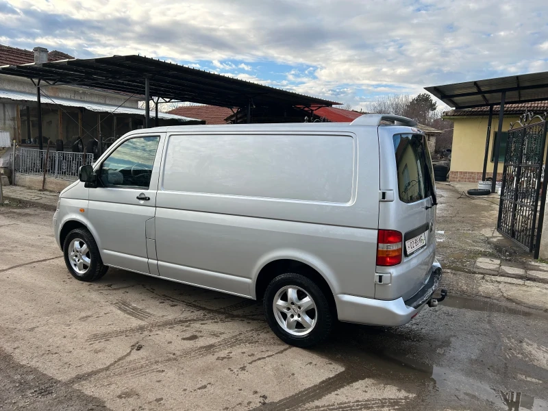 VW T5, снимка 2 - Бусове и автобуси - 48789665