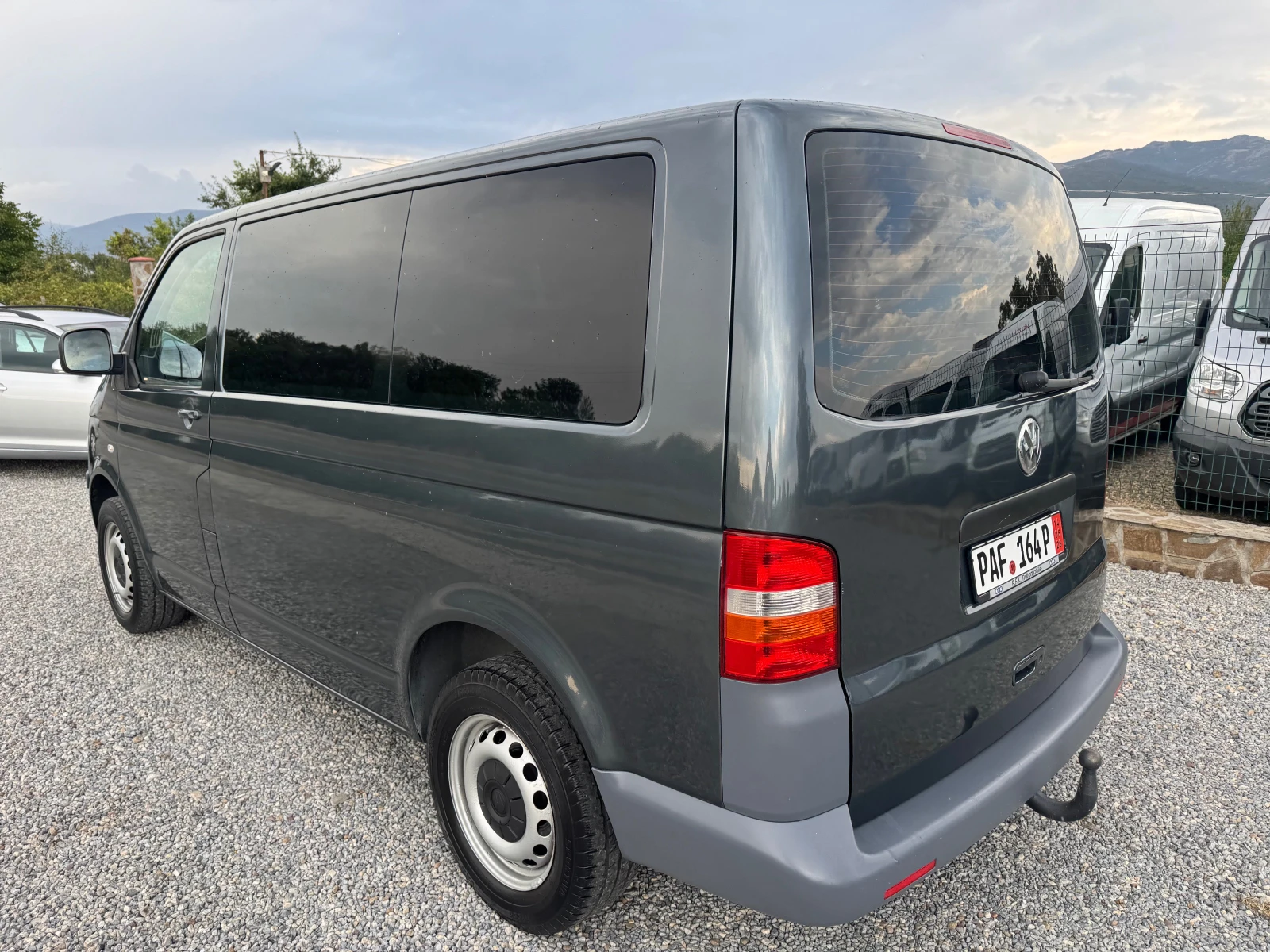 VW T5 2.5TDI* Пътнически* Климатик* 6ск* , снимка 5 - Бусове и автобуси - 55825835