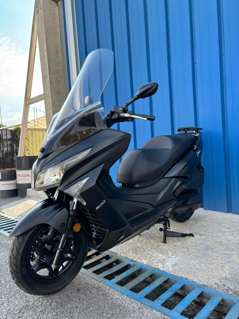 Kymco Downtown X-town300i Abs, снимка 3 - Мотоциклети и мототехника - 51420958
