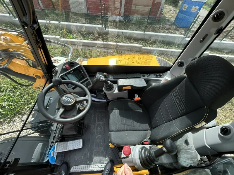 Багер JCB Hydradig 110WT 4F, снимка 9 - Индустриална техника - 47578283